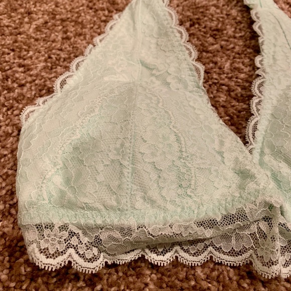 Gilly Hicks Mint Green Lace Bralette Small- New!! - Picture 5 of 7